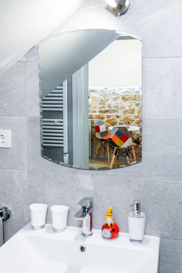 Studio Apartman Mirela Kastel Stafilic Kastela Bagian luar foto