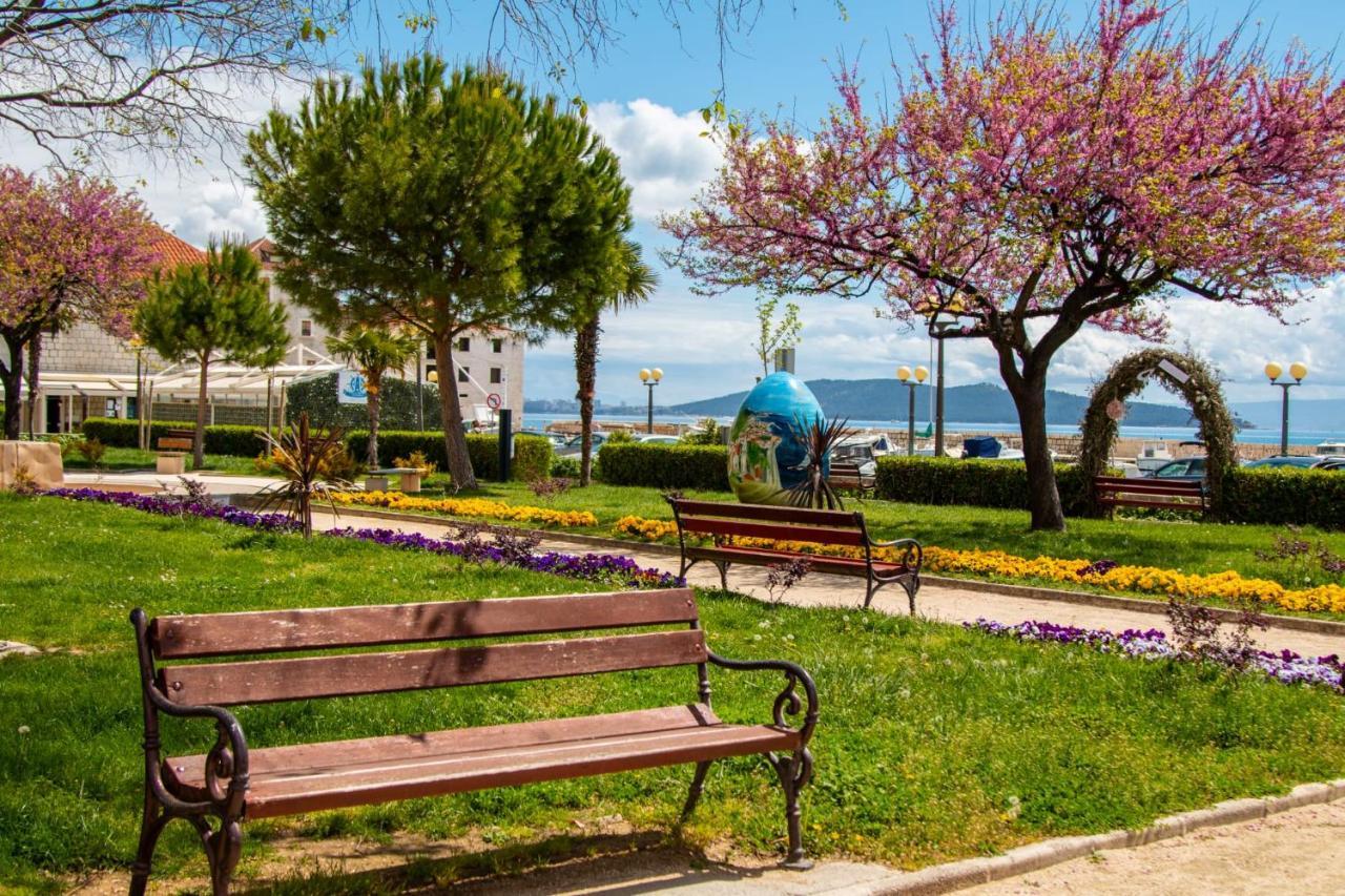 Studio Apartman Mirela Kastel Stafilic Kastela Bagian luar foto