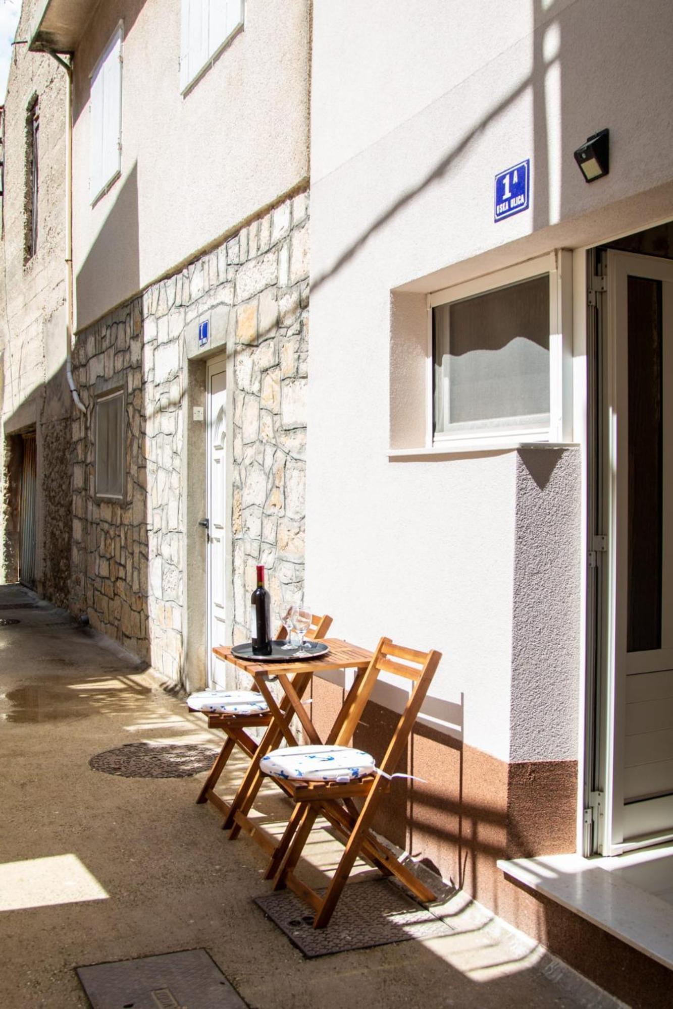 Studio Apartman Mirela Kastel Stafilic Kastela Bagian luar foto